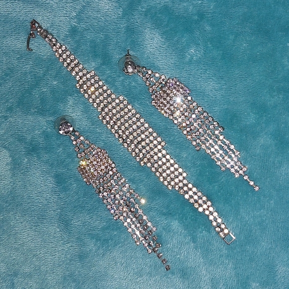 Source Unknown Jewelry - Vintage Rhinestone Bracelet & earings 3 piece set